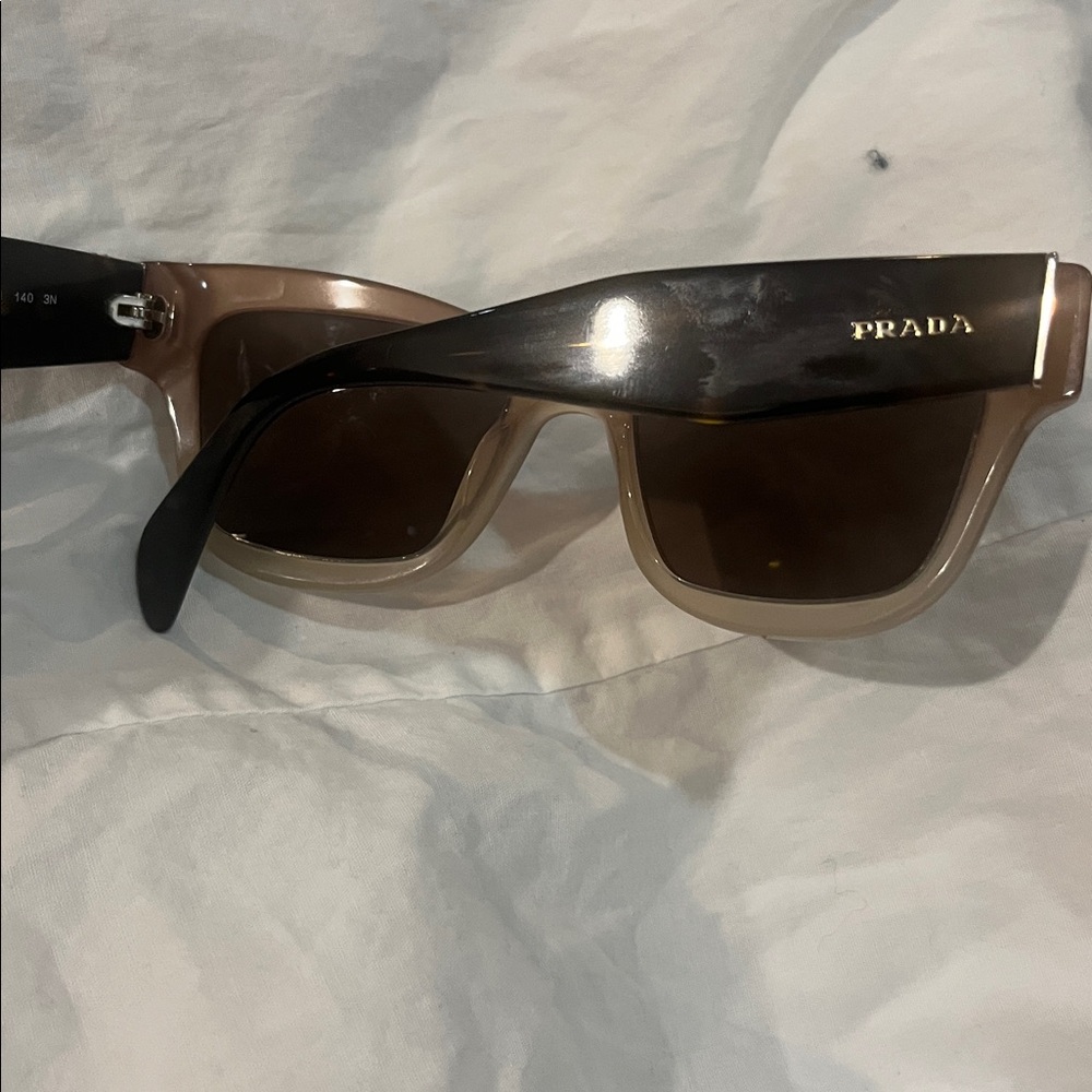 Prada Black and Brown Sunglasses preowned - Picture 7 of 8